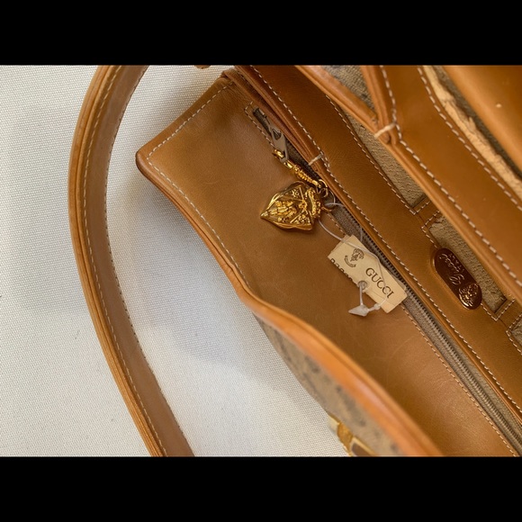 Authentic vintage Rare Gucci handbag - Picture 7 of 14